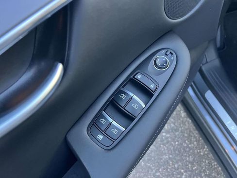 Used 2025 INFINITI QX50 Pure image 17