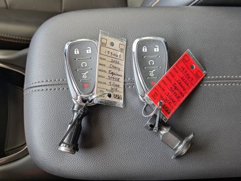 Used 2022 Chevrolet Equinox Premier image 39