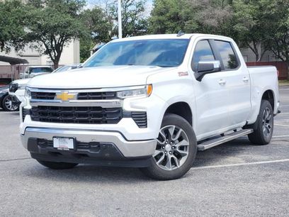 Used 2024 Chevrolet Silverado 1500 LT w/ Z71 Off-Road Package