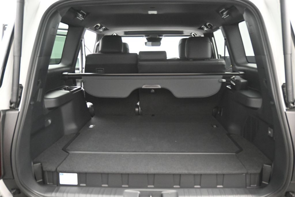 Certified 2027 Toyota Land Cruiser AWD/4WD image 31