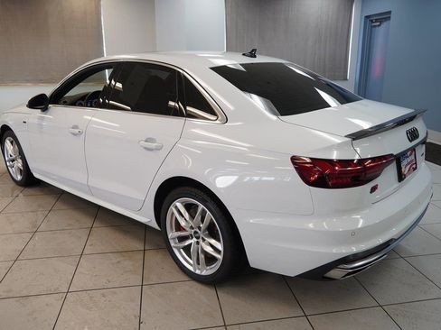 Used 2021 Audi A4 2.0T Premium Plus w/ Premium Plus Package image 12