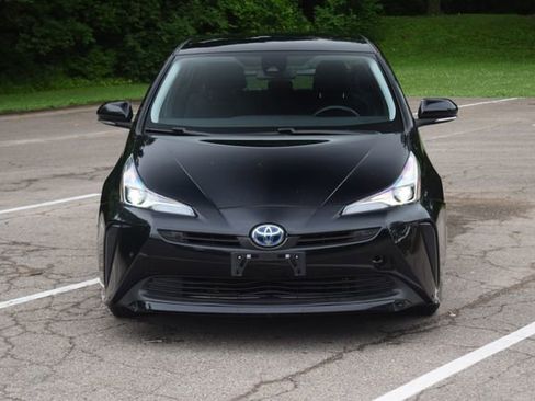 Used 2021 Toyota Prius LE FWD image 19
