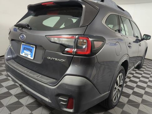 Used 2020 Subaru Outback AWD/4WD image 5
