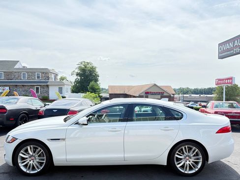 Used 2016 Jaguar XF Prestige AWD/4WD image 5