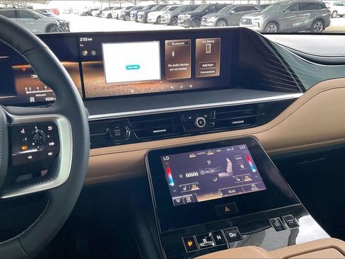 Used 2025 INFINITI QX80 Sensory w/ Premium Cargo Package image 8