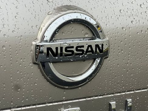 Used 2021 Nissan Rogue SL AWD/4WD image 18