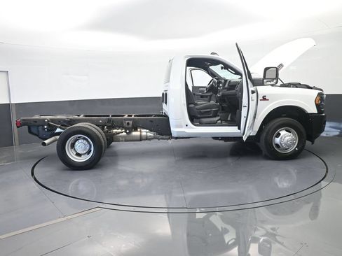 Used 2024 RAM 3500 Tradesman RWD image 65