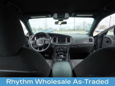 Used 2018 Dodge Charger SXT image 21