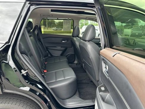 Certified 2023 Nissan Rogue SV w/ SV Premium B Package AWD/4WD image 25