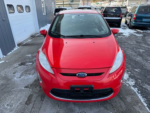 Used 2012 Ford Fiesta SES image 2