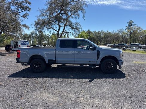 Used 2025 Ford F250 Lariat w/ Lariat Ultimate Package image 6