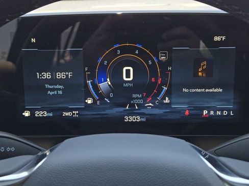 New 2026 Chevrolet Equinox ACTIV w/ Convenience Package III AWD/4WD image 12