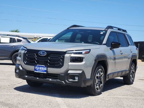 Certified 2026 Subaru Outback Touring AWD/4WD image 2