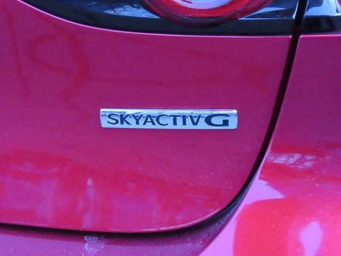 Used 2020 MAZDA MAZDA3 Hatchback w/ Preferred Package image 8