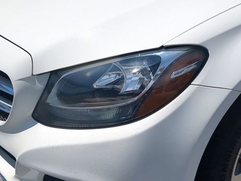 Used 2017 Mercedes-Benz C 300 4MATIC Sedan image 7