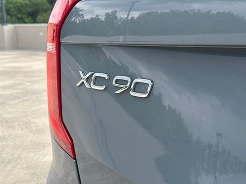 Certified 2023 Volvo XC90 B6 Plus w/ Protection Package Premier AWD/4WD image 39