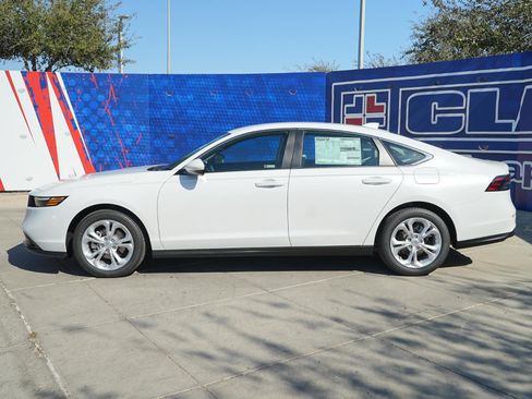 New 2026 Honda Accord LX image 10