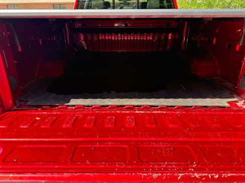 Used 2022 Chevrolet Silverado 2500 LTZ w/ LTZ Convenience Package AWD/4WD image 5