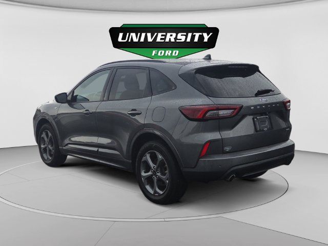 Used 2024 Ford Escape ST-Line w/ Tech Pack #1 AWD/4WD image 5