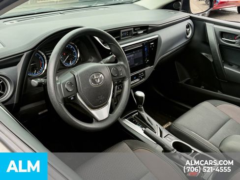 Used 2017 Toyota Corolla L image 11