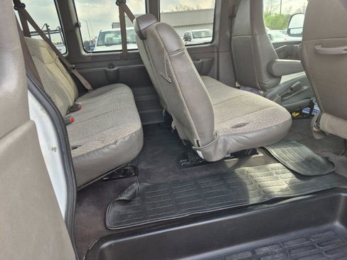 Used 2020 Chevrolet Express 3500 LT w/ LT Preferred Equipment Group image 35