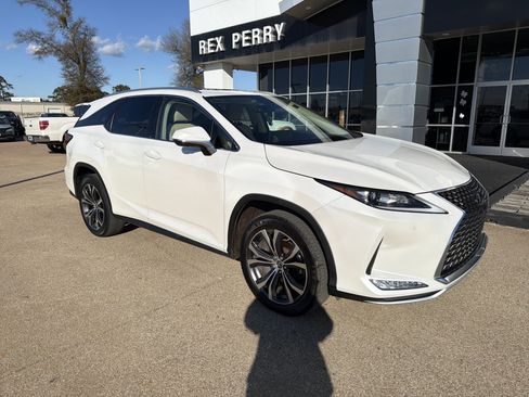Used 2022 Lexus RX 350L FWD w/ Premium Package image 2