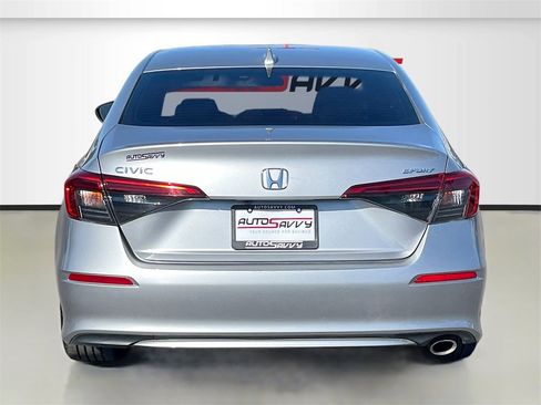 Used 2024 Honda Civic Sport image 6
