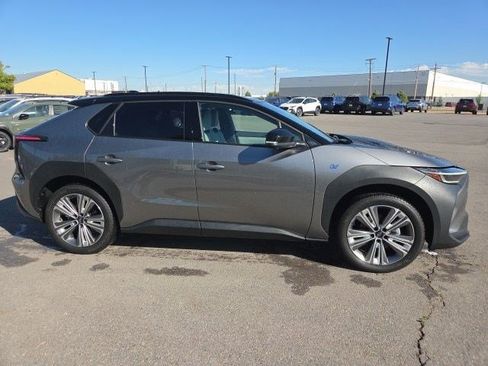 Used 2024 Subaru Solterra w/ Touring Package AWD/4WD image 2