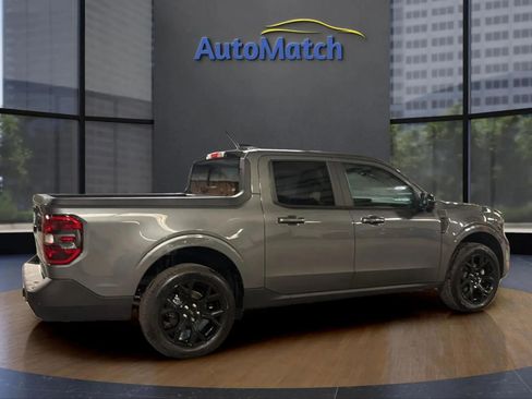 Used 2025 Ford Maverick Lariat w/ Black Appearance Package image 12