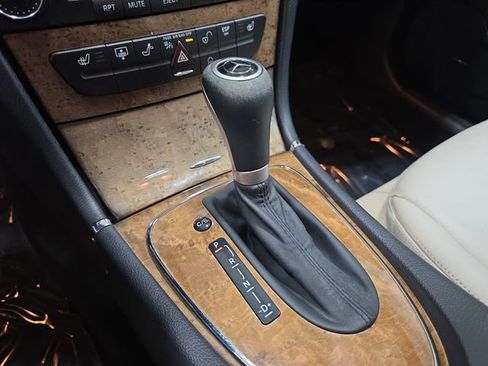 Used 2008 Mercedes-Benz E 350 Sedan image 23