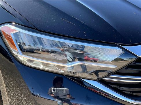 Used 2024 Volkswagen Jetta SE image 28