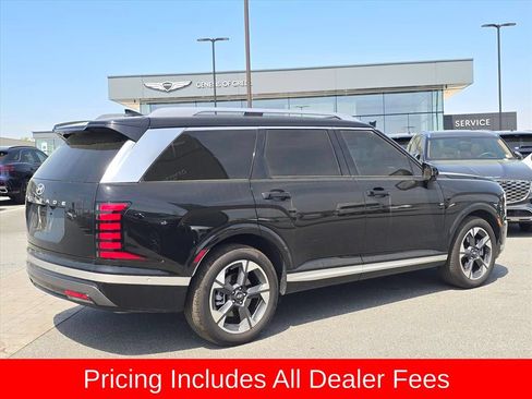 Certified 2026 Hyundai Palisade Limited FWD image 3
