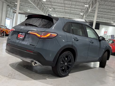 New 2026 Honda HR-V Sport image 3