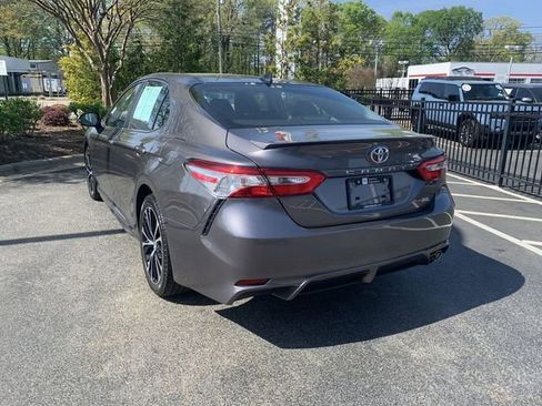 Certified 2020 Toyota Camry SE w/ Convenience Package image 6