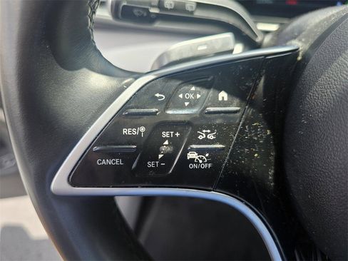 Used 2024 Mercedes-Benz GLE 450 4MATIC image 18