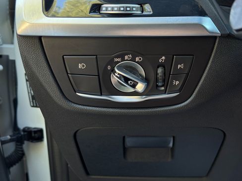 Used 2019 BMW X3 sDrive30i w/ Convenience Package RWD image 17