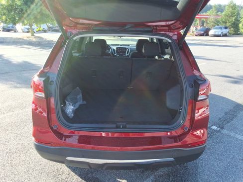 Certified 2024 Chevrolet Equinox LT FWD image 16