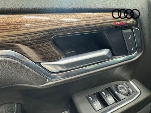 Used 2025 Chevrolet Silverado 1500 LT image 35