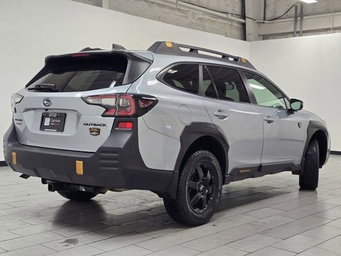 Used 2022 Subaru Outback Wilderness w/ Wilderness Package image 14
