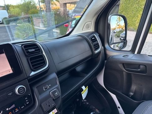 Used 2025 RAM ProMaster 2500 w/ Quick Order Package 22G SLT image 22