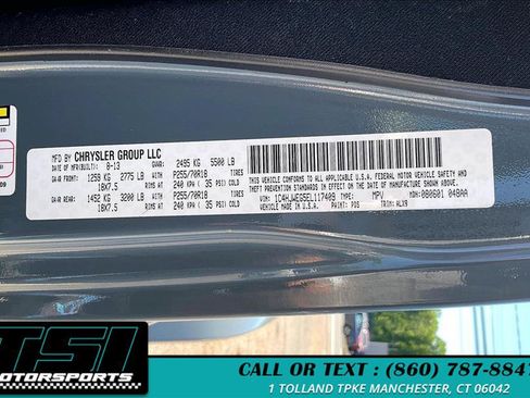 Used 2014 Jeep Wrangler Unlimited Sahara w/ Dual Top Group AWD/4WD image 30