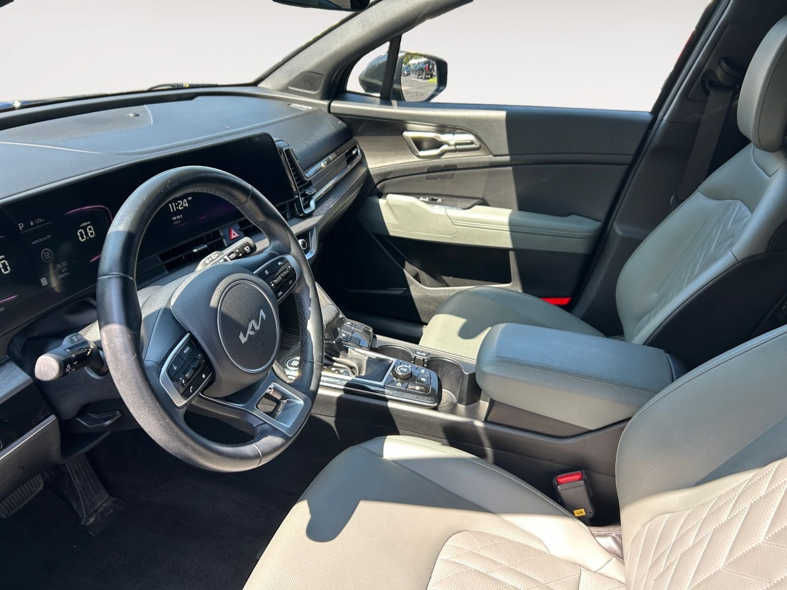 Used 2024 Kia Sportage X-Line w/ X-Line Premium Package AWD/4WD image 9