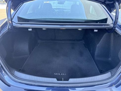 Used 2018 Chevrolet Malibu Premier w/ Premier Sun and Wheel Package FWD image 58