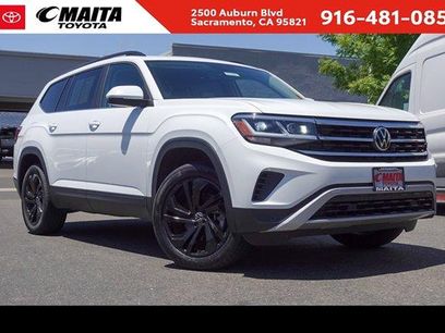 Used 2022 Volkswagen Atlas SE w/ Panoramic Sunroof Package