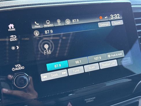 Used 2022 Honda Passport Elite image 17