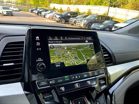 Used 2023 Honda Odyssey Touring image 40