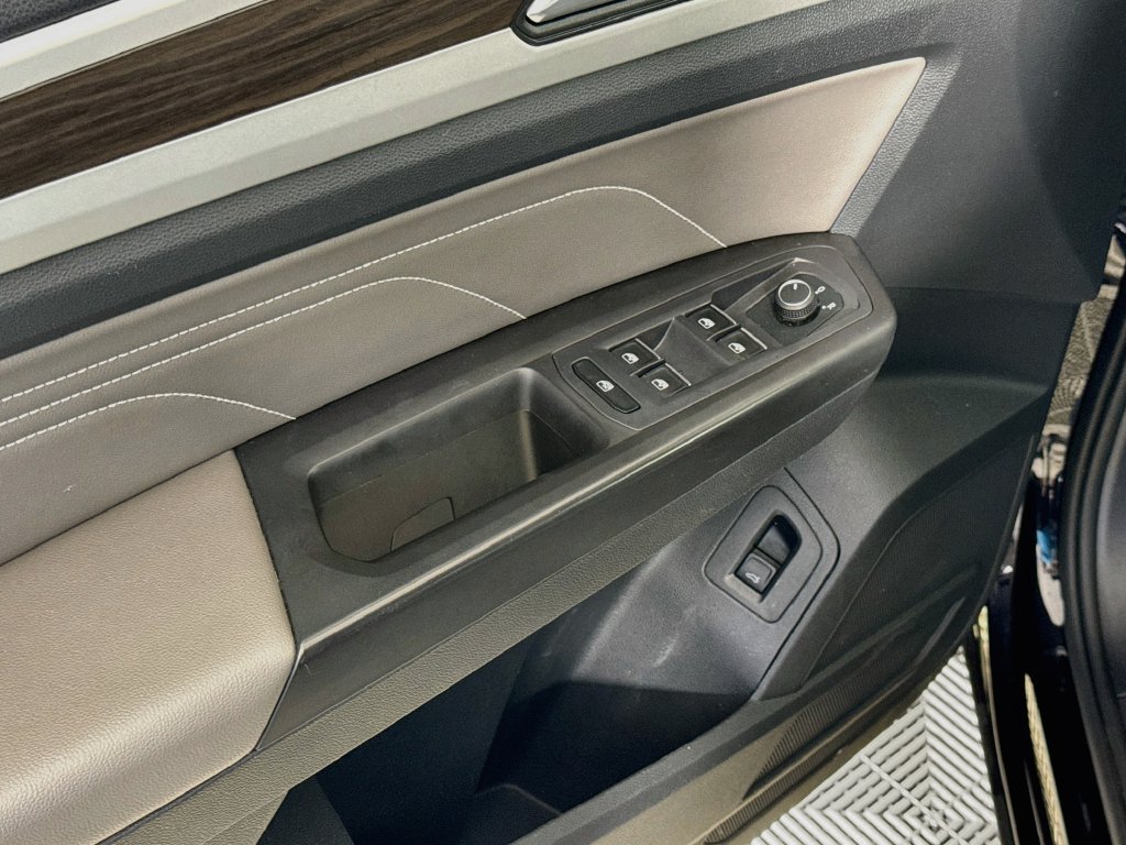 Used 2022 Volkswagen Atlas SE FWD image 17