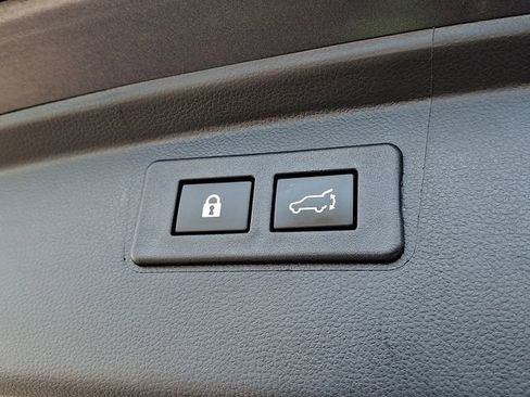 Used 2024 Subaru Outback Premium AWD/4WD image 30