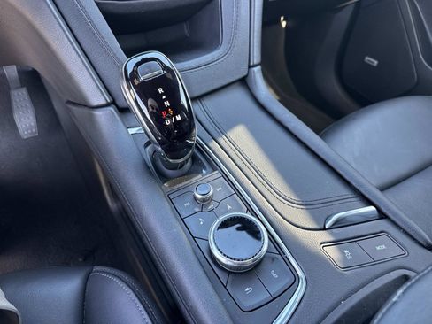 Certified 2025 Cadillac XT6 Premium Luxury image 27