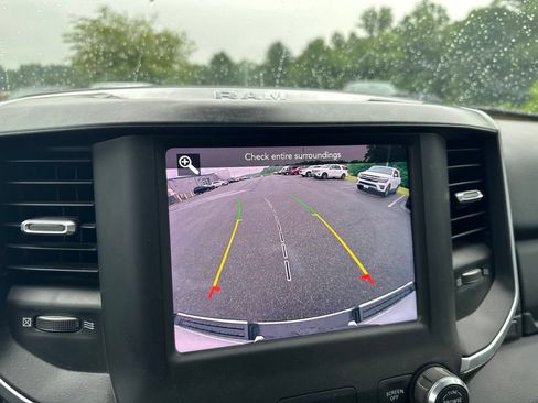 Used 2021 RAM 1500 Big Horn AWD/4WD image 18